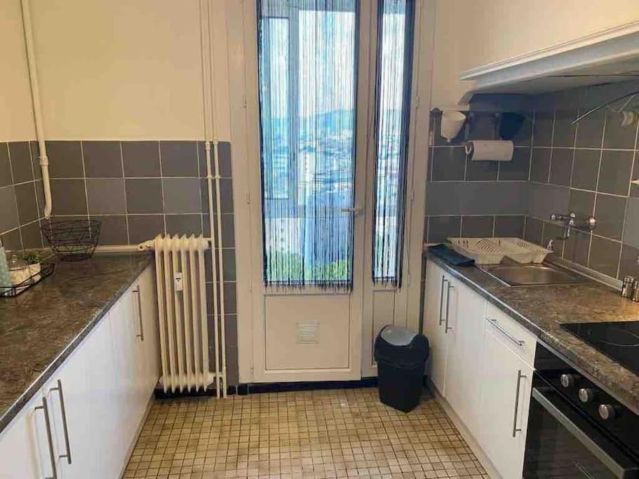 Appartement T4 A Deux Pas De La Gare St Charles Marseille Kültér fotó