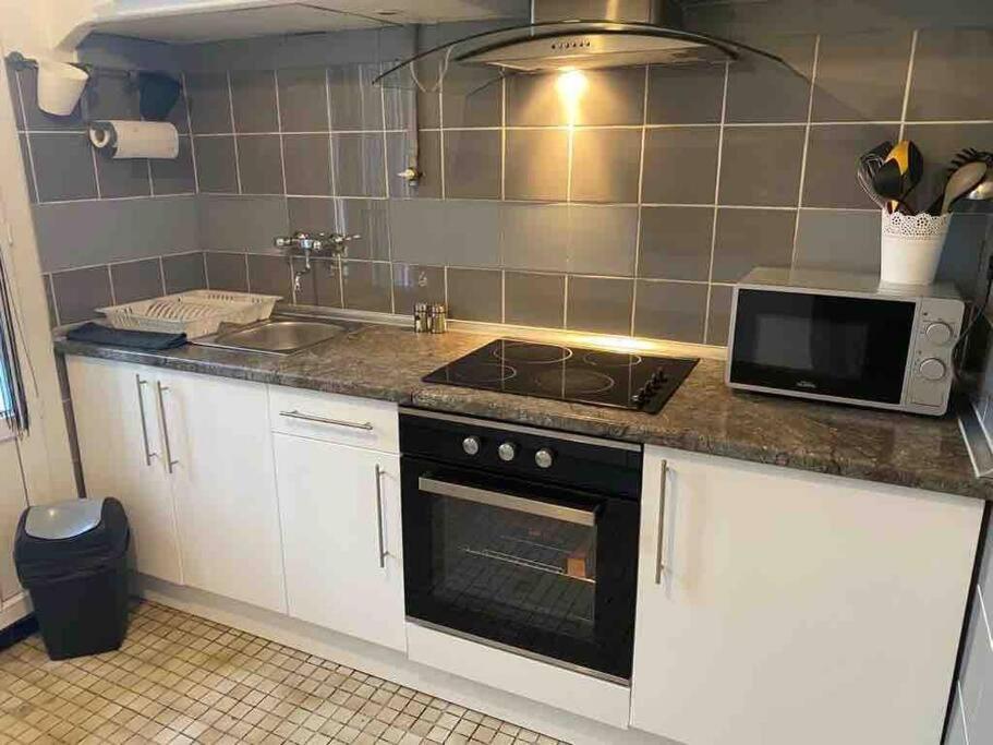 Appartement T4 A Deux Pas De La Gare St Charles Marseille Kültér fotó