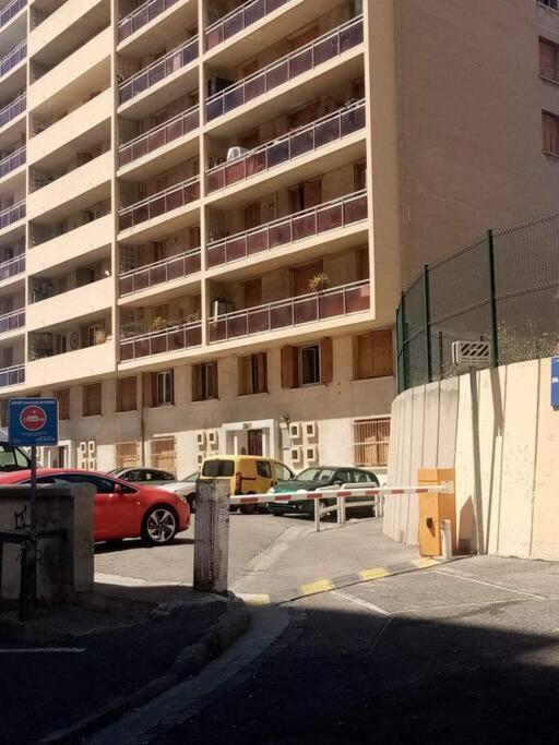 Appartement T4 A Deux Pas De La Gare St Charles Marseille Kültér fotó