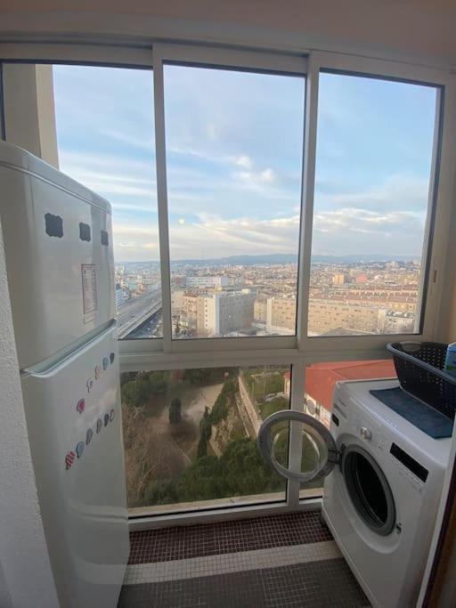 Appartement T4 A Deux Pas De La Gare St Charles Marseille Kültér fotó