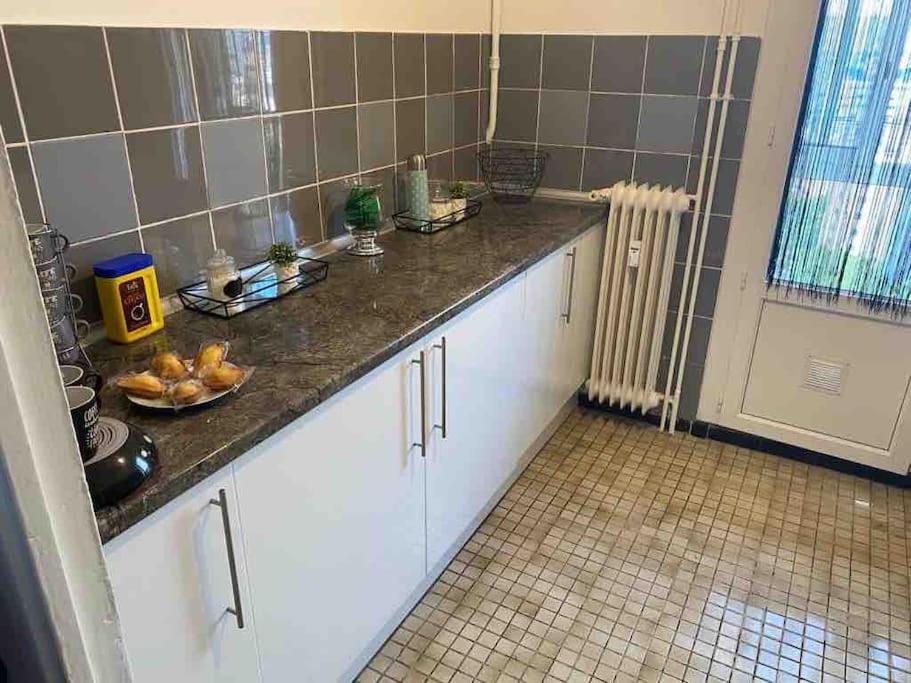 Appartement T4 A Deux Pas De La Gare St Charles Marseille Kültér fotó