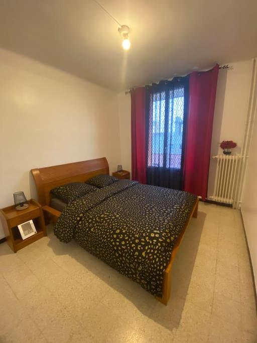 Appartement T4 A Deux Pas De La Gare St Charles Marseille Kültér fotó